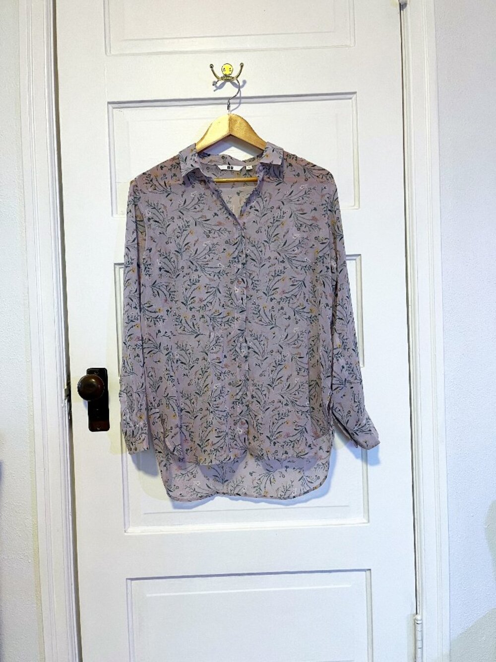 Uniqlo Lavender Floral Button Up, S